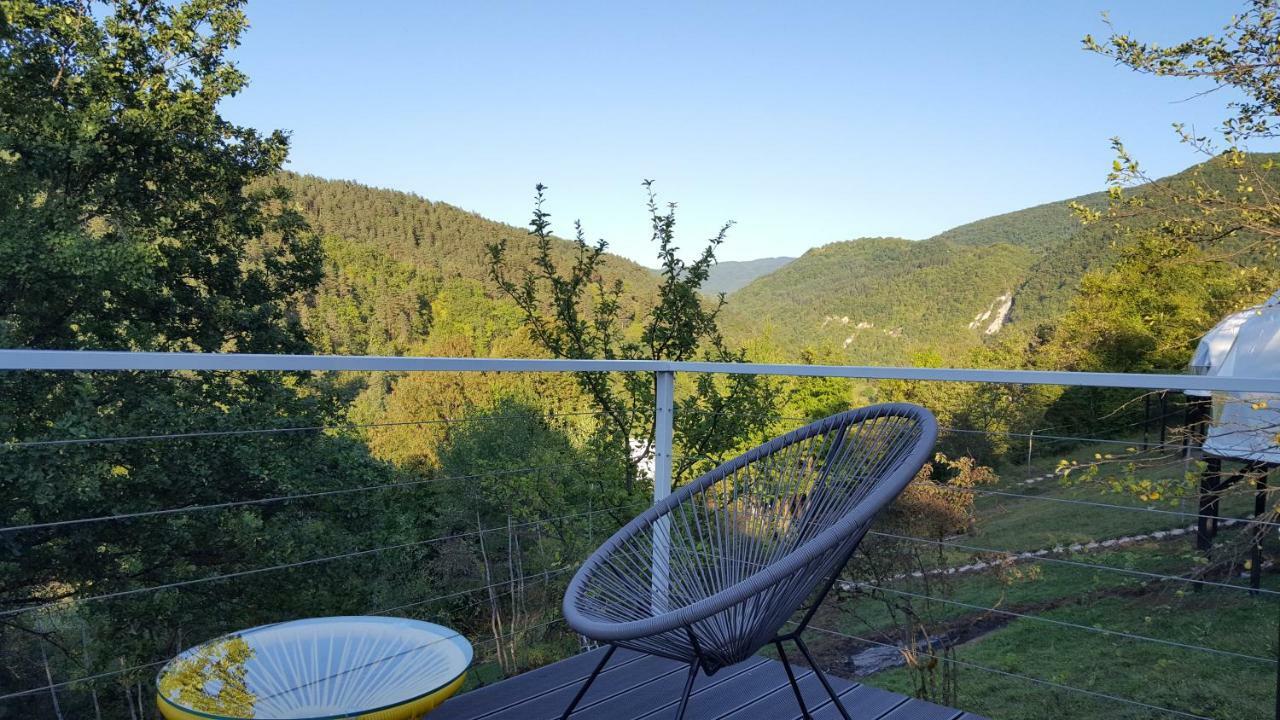Glamping Georgia Krikhi Hotel Амбролаури Екстериор снимка