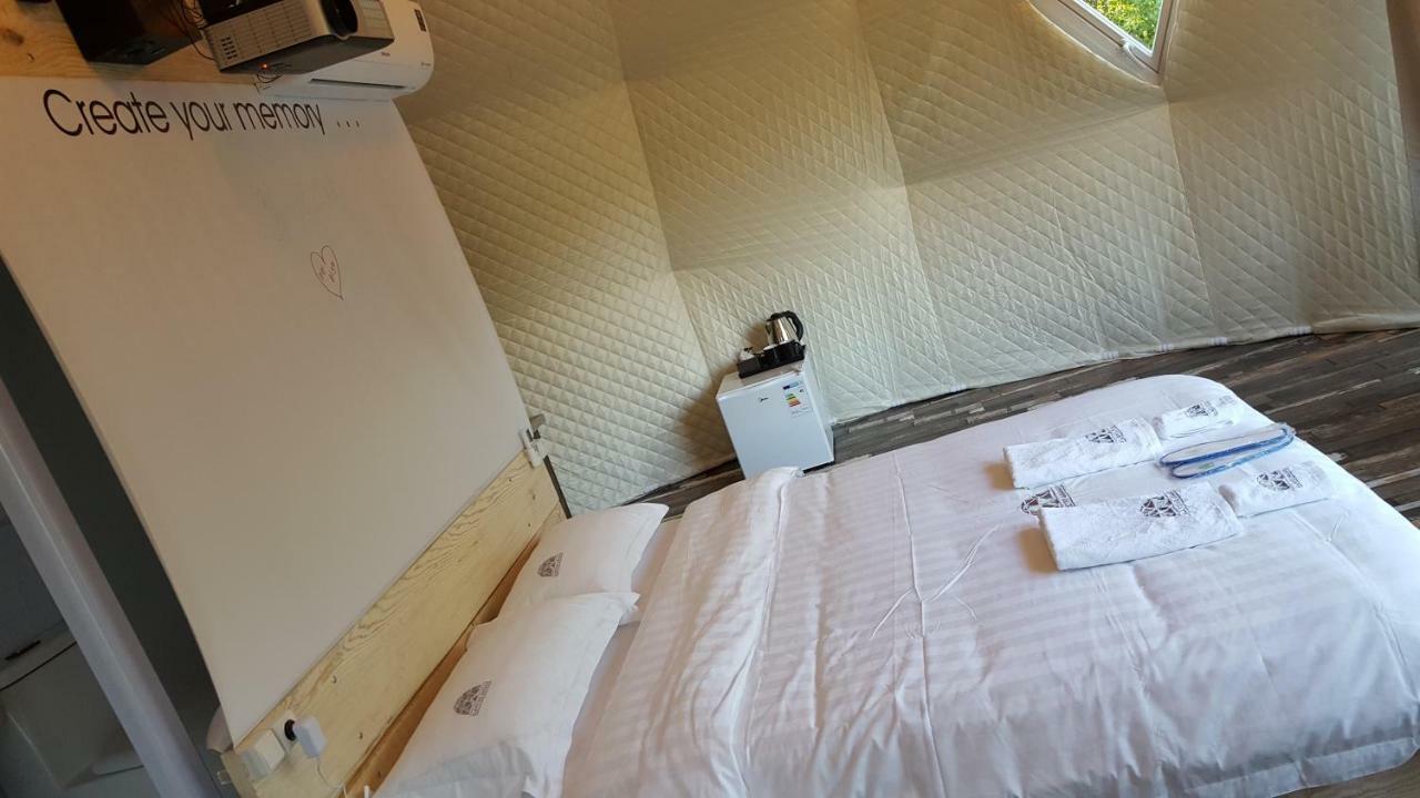 Glamping Georgia Krikhi Hotel Амбролаури Екстериор снимка