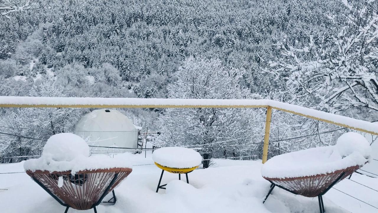 Glamping Georgia Krikhi Hotel Амбролаури Екстериор снимка